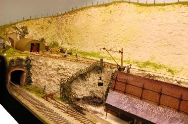 Click for a larger picture of the Chalk Pit 009 layout